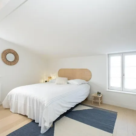 Villa Maison Familiale Avec Piscine – à 100m Du Port De *